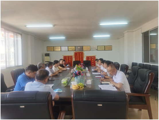 巩固脱贫攻坚成果，，，，，，，，助力乡村振兴——金世豪集团向岫岩县黄花甸镇关门山村送驻村干部工作(图6)